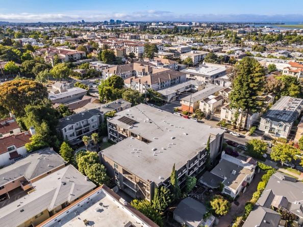 728 Elm Street 205, San Carlos CA 94070