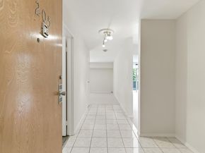 728 Elm Street 205, San Carlos CA 94070
