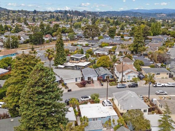 338 Dufour Street, Santa Cruz CA 95060
