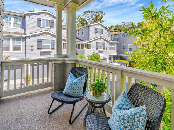 100 Live Oak Way 104, Belmont CA 94002