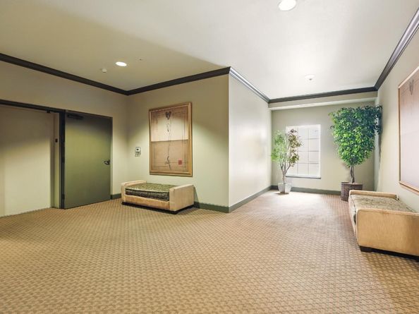 88 S Broadway 3307, Millbrae CA 94030