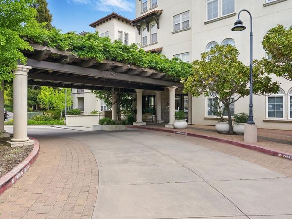 88 S Broadway 3307, Millbrae CA 94030