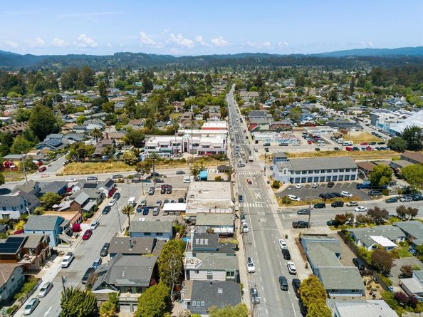 407 Seabright Avenue, Santa Cruz CA 95062