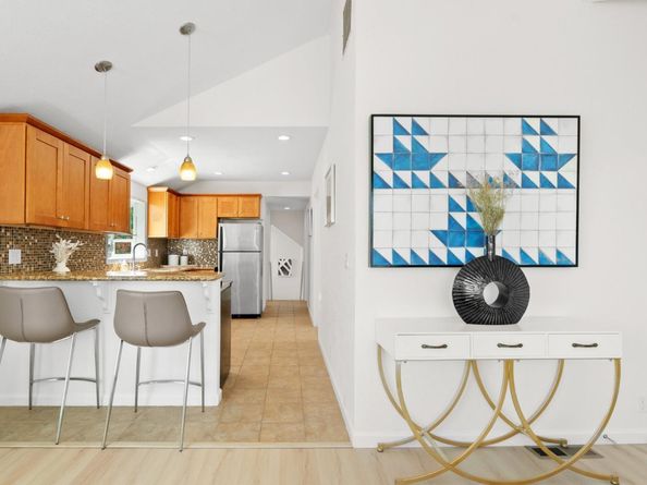 407 Seabright Avenue, Santa Cruz CA 95062
