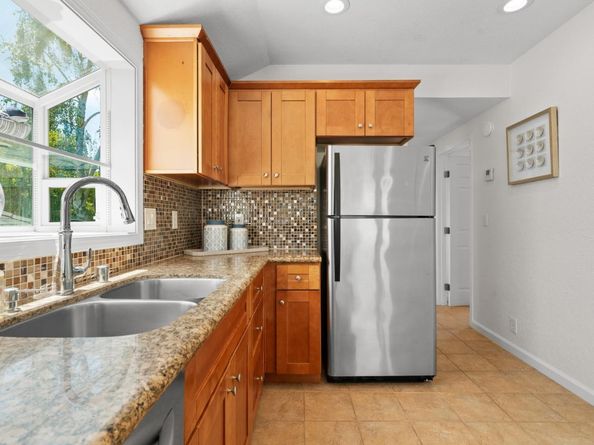 407 Seabright Avenue, Santa Cruz CA 95062