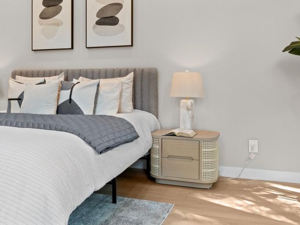 90 Crescent Drive, Palo Alto CA 94301