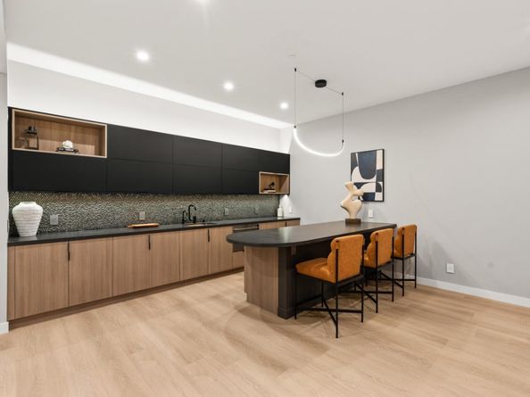 90 Crescent Drive, Palo Alto CA 94301