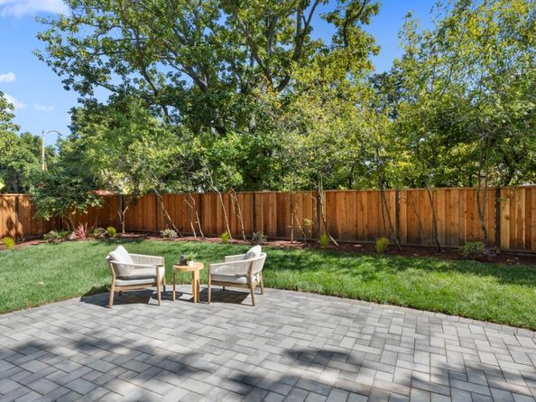 90 Crescent Drive, Palo Alto CA 94301