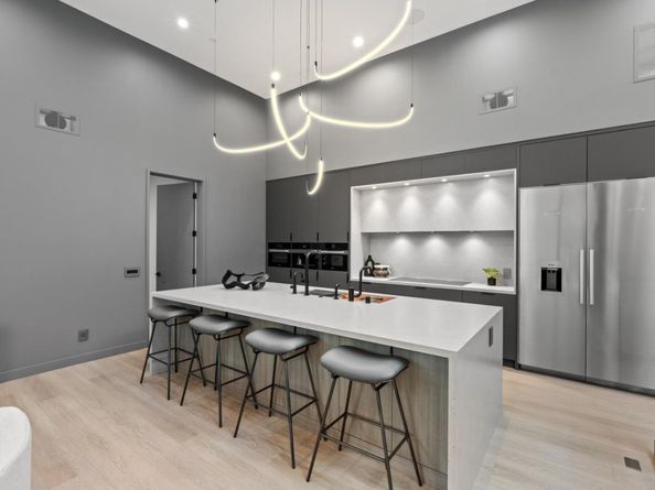 90 Crescent Drive, Palo Alto CA 94301
