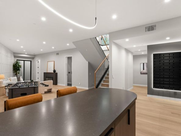 90 Crescent Drive, Palo Alto CA 94301