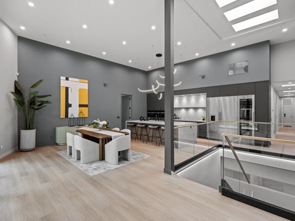 90 Crescent Drive, Palo Alto CA 94301