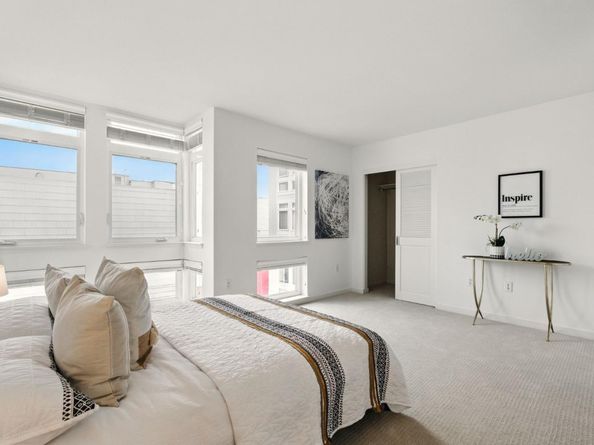 3208 Pierce Street 406, San Francisco CA 94123