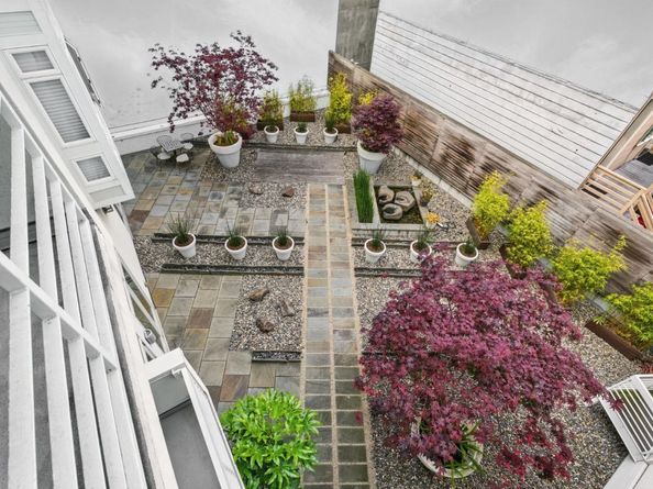 3208 Pierce Street 406, San Francisco CA 94123