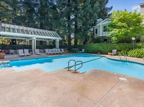 935 La Mesa Terrace G, Sunnyvale CA 94086