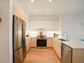 200 Linden Avenue 811, South San Francisco CA 94080