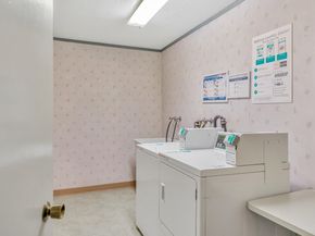 295 Lenox Avenue 203, Oakland CA 94610