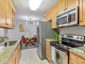 295 Lenox Avenue 203, Oakland CA 94610