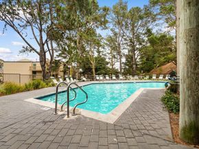385 Mandarin Drive 11, Daly City CA 94015