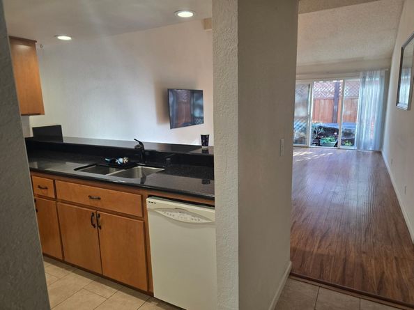 648 W Sunnyoaks Avenue, Campbell CA 95008