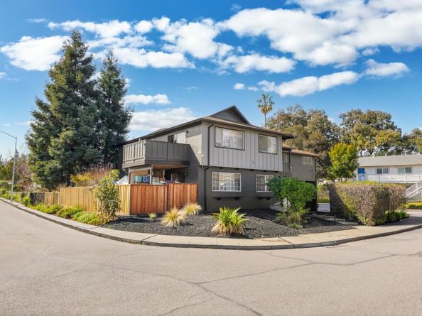 172 Permanente Way, Mountain View CA 94041