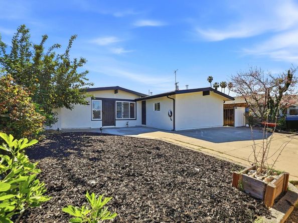 1800 Seaview Drive, San Jose CA 95122
