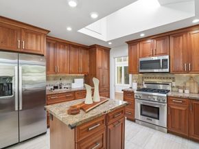 1315 Bright Oaks Court, Los Altos CA 94024