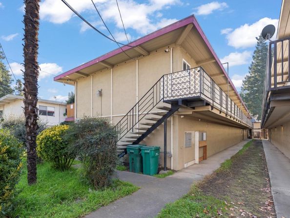 Cypress, Hayward CA 94544