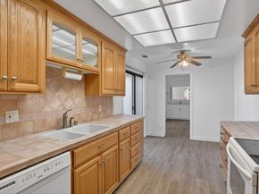 6041 Montgomery Bend, San Jose CA 95135