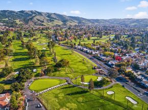 6041 Montgomery Bend, San Jose CA 95135