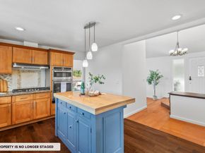 9 Humboldt Court, Pacifica CA 94044