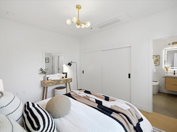 747 W Washington Avenue, Sunnyvale CA 94086