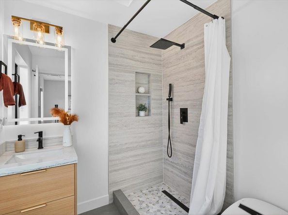 747 W Washington Avenue, Sunnyvale CA 94086