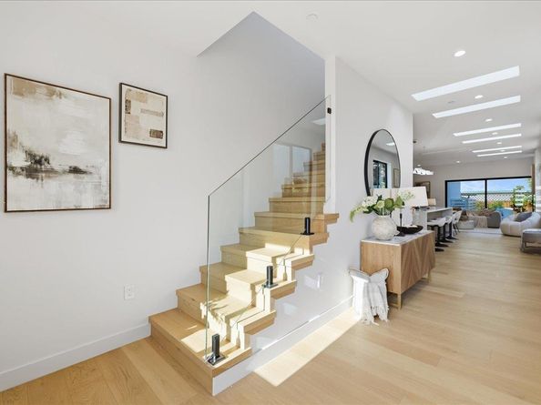 747 W Washington Avenue, Sunnyvale CA 94086