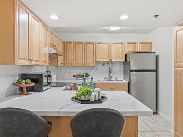 627 E El Camino Real 106, Sunnyvale CA 94087