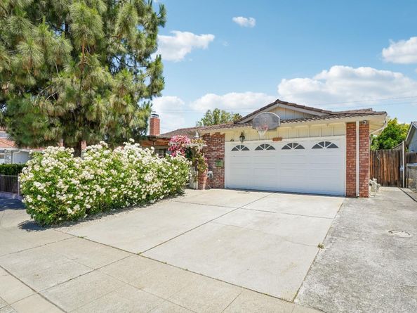 1470 Caliente Way, San Jose CA 95132