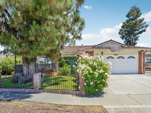 1470 Caliente Way, San Jose CA 95132