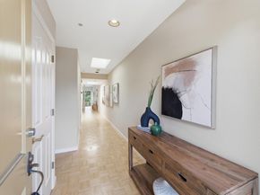 1040 Continentals Way 14, Belmont CA 94002