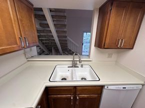 1034 Summermist Court, San Jose CA 95122