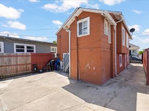 4114 E 17th Street, Oakland CA 94601