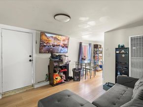 4114 E 17th Street, Oakland CA 94601