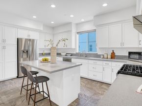8562 Cabana Way, Newark CA 94560