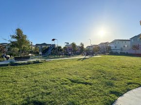 8562 Cabana Way, Newark CA 94560