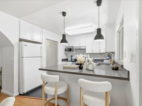 436 Sierra Vista Avenue 8, Mountain View CA 94043
