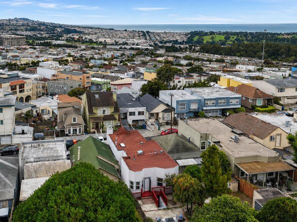 26 Vendome Avenue, Daly City CA 94014
