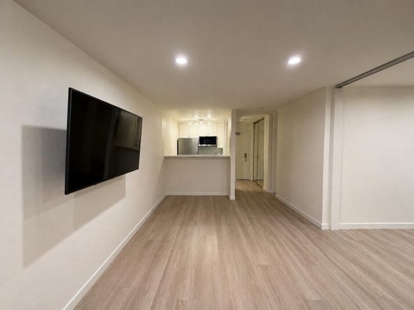 5122 Shelter Creek Lane, San Bruno CA 94066