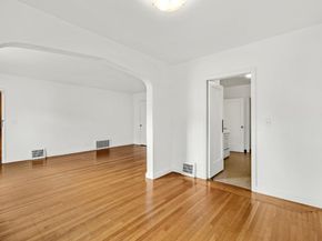 476 42nd Street, Oakland CA 94609
