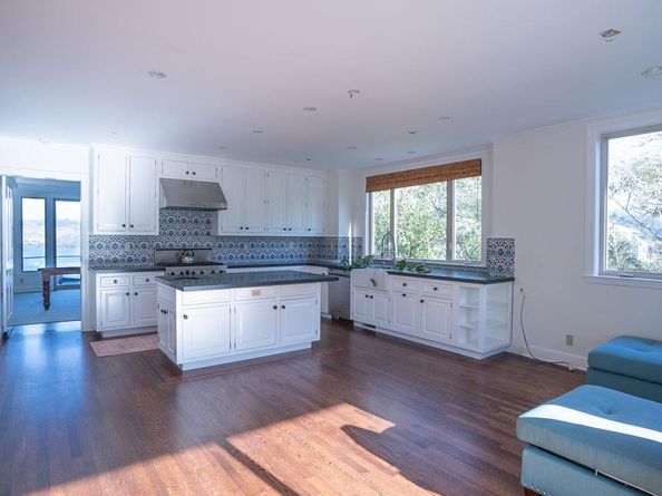 189 Kent Road, Pacifica CA 94044