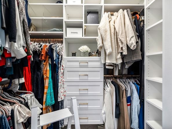 45 Lewis St 214, Boston MA 02128