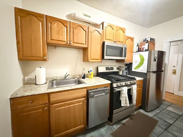 17 Symphony Rd. 6, Boston MA 02115