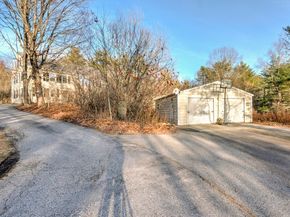 474 Valley Road, Barre MA 01005